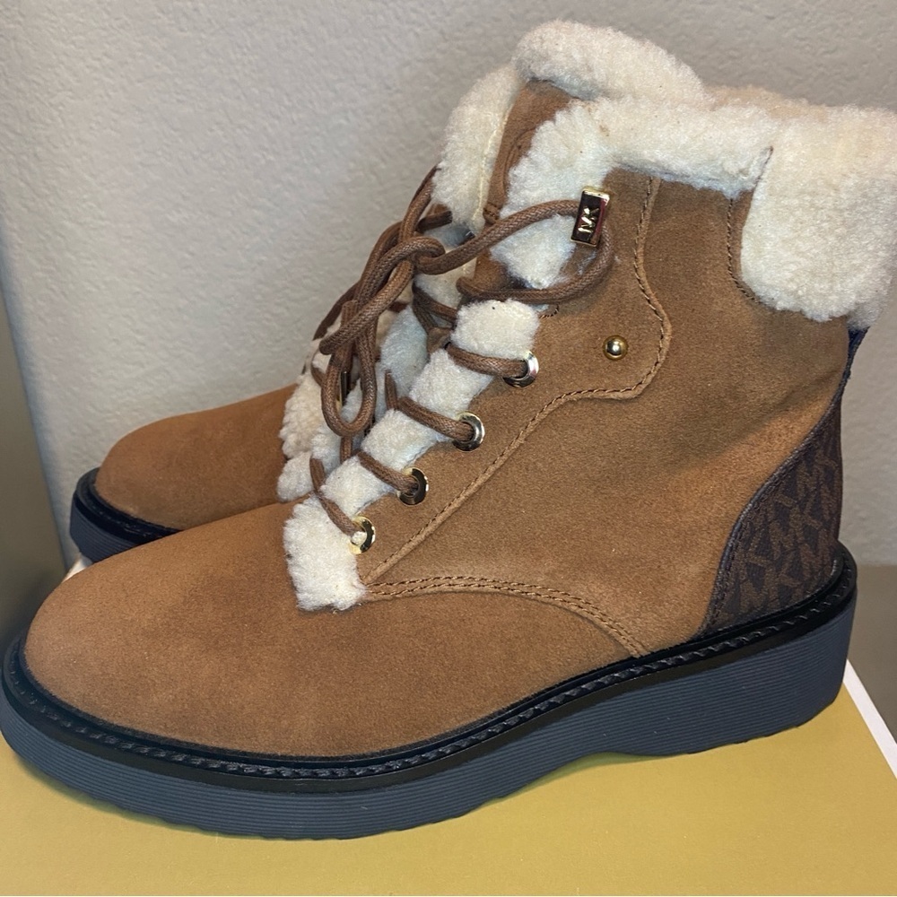 NIB MICHAEL KORS TRUDY FUR & SUEDE BOOTS IN LUGG MULTI - SIZE 7M - Picture 7 of 15